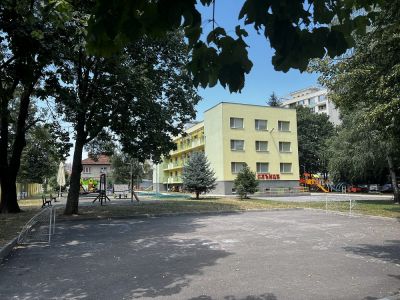 Материална база 3