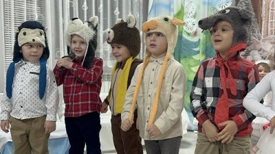 "Зимна приказка" - тържество в група "Смехорани" - ДГ Слънце - Ботевград