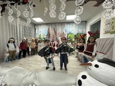 "Зимна приказка" - тържество в група "Смехорани" - ДГ Слънце - Ботевград